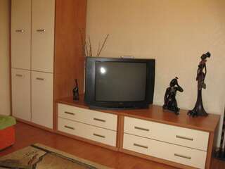 Апартаменты Apartment on Oleksandra Polia Avenue Днепр Апартаменты-1