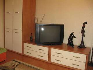 Апартаменты Apartment on Oleksandra Polia Avenue Днепр Апартаменты-11
