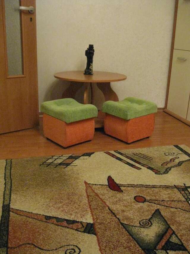 Апартаменты Apartment on Oleksandra Polia Avenue Днепр-5